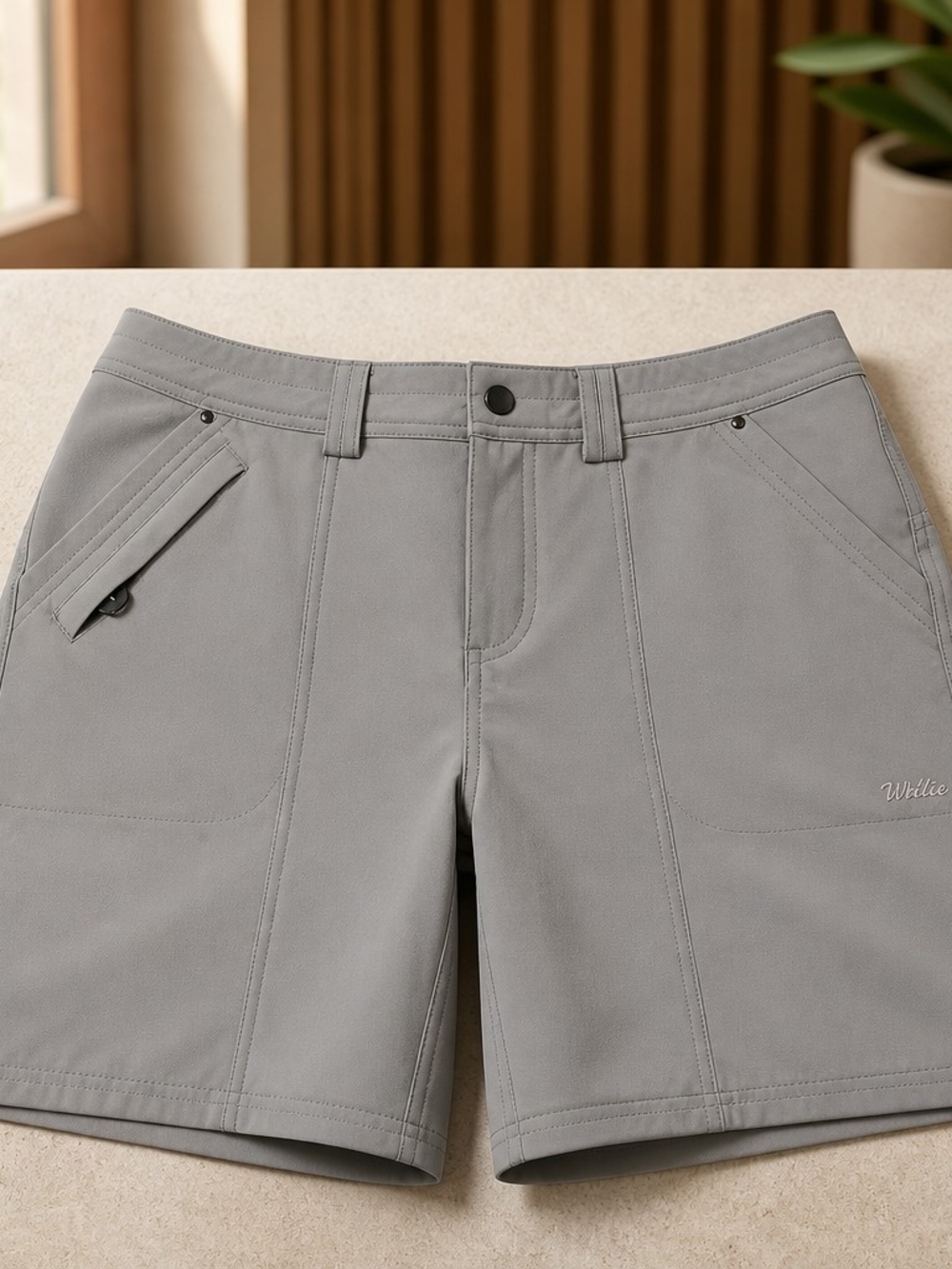 Willis High-Rise Women’s Hiking  Shorts in Light Gray Size 8